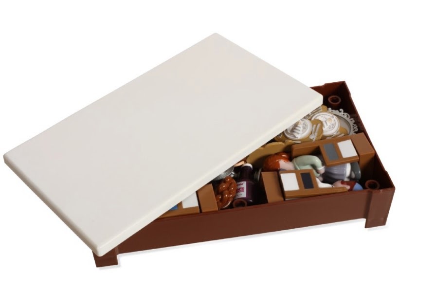 Kinder Velt Shabbos Table