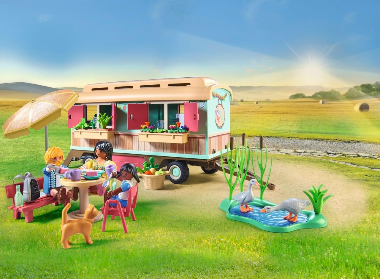 Playmobil Country Cosy Cafe With Vegetable Garden